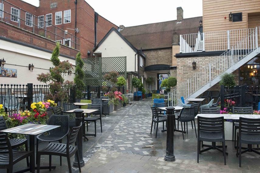 The Crown Hotel Wetherspoon Biggleswade Luaran gambar
